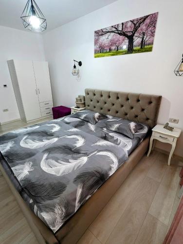 Campulung Moldovenesc Apartment | White Studio