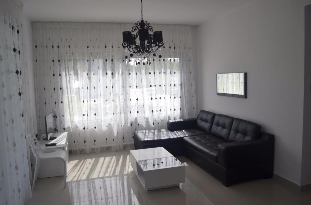 Karaoglanoglu Apartment | White Suit Apartment