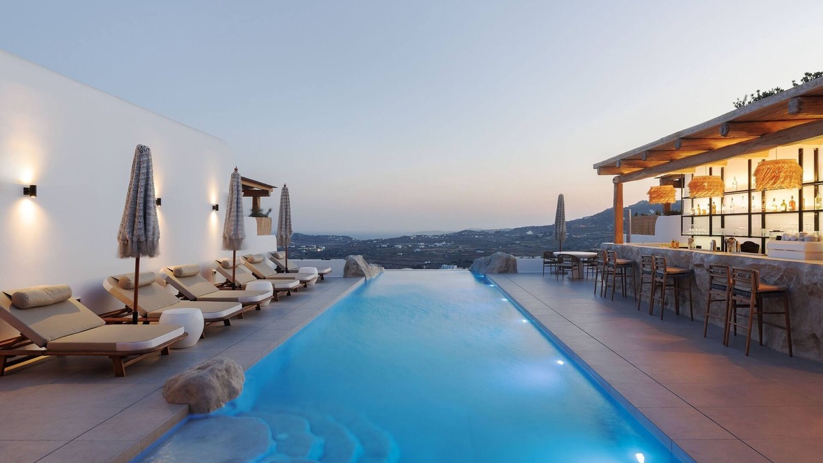 Paraga House | WhiteArt Suites