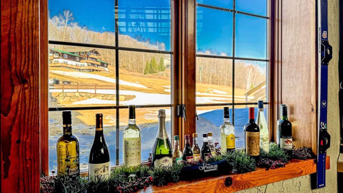 Upson Hotel | Whitecap Mountains Resort