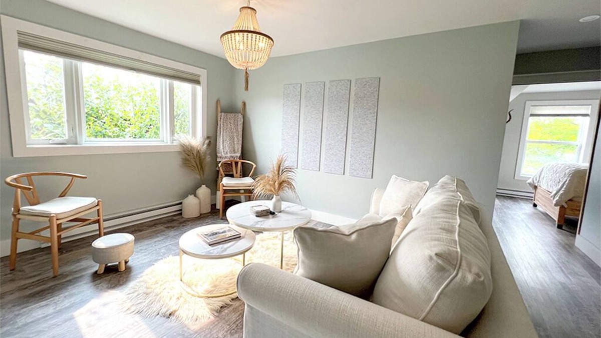 Lake Placid Apartment | Whiteface Mt View Private Top Floor Apt 10 Min Walk to Downtown Main St
