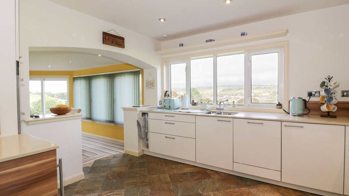 Darvel Cottage | Whiteside Cottage