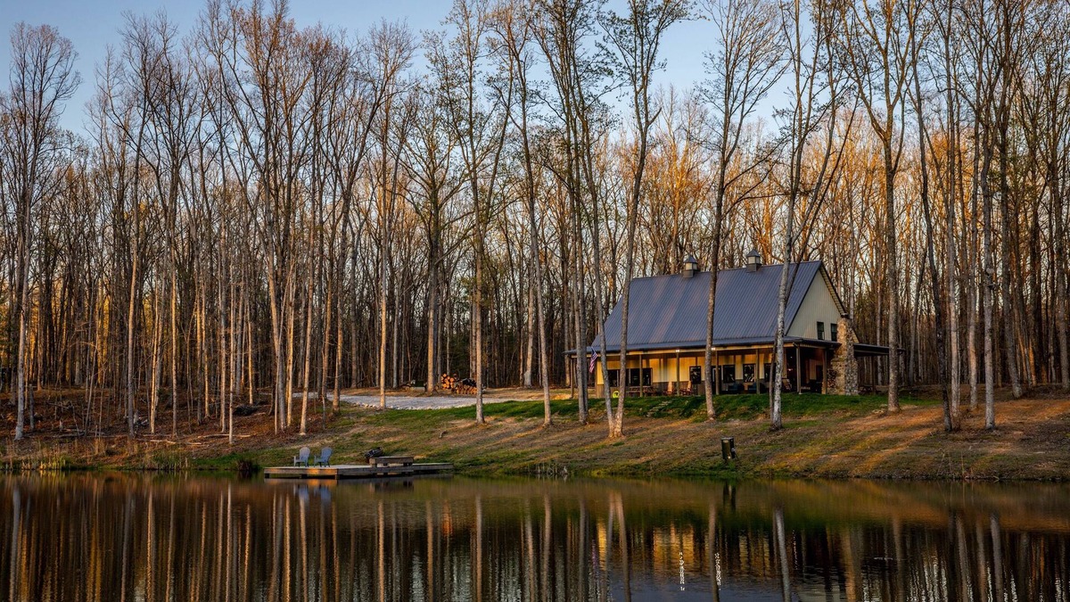 Sewanee House | Whitetail Creek Lodge Close to Campus
