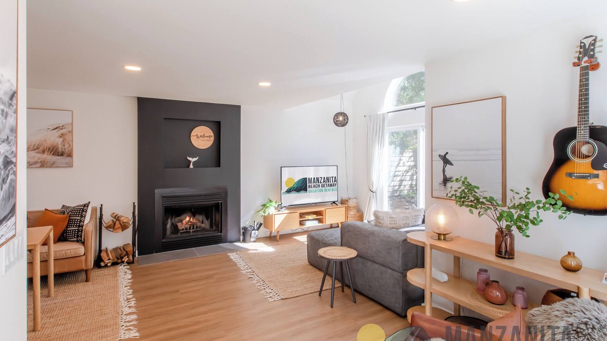 Manzanita House | Whitewater is a fully remodeled gem in the heart of Manzanita!