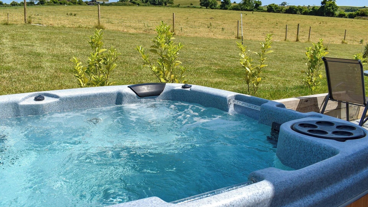 East Woodyates Cottage | Whitey Top Country Lodge