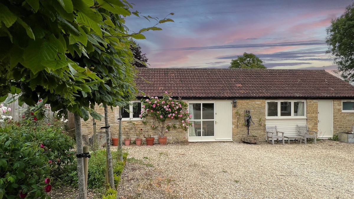 Whitley Cottage | Whitley Coach House - Lacock 5 Minutes Away & Bath 20 Minutes Away, Longleat 30