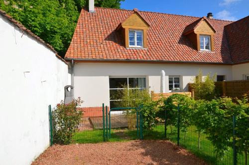 Condette House | Whitley cottage