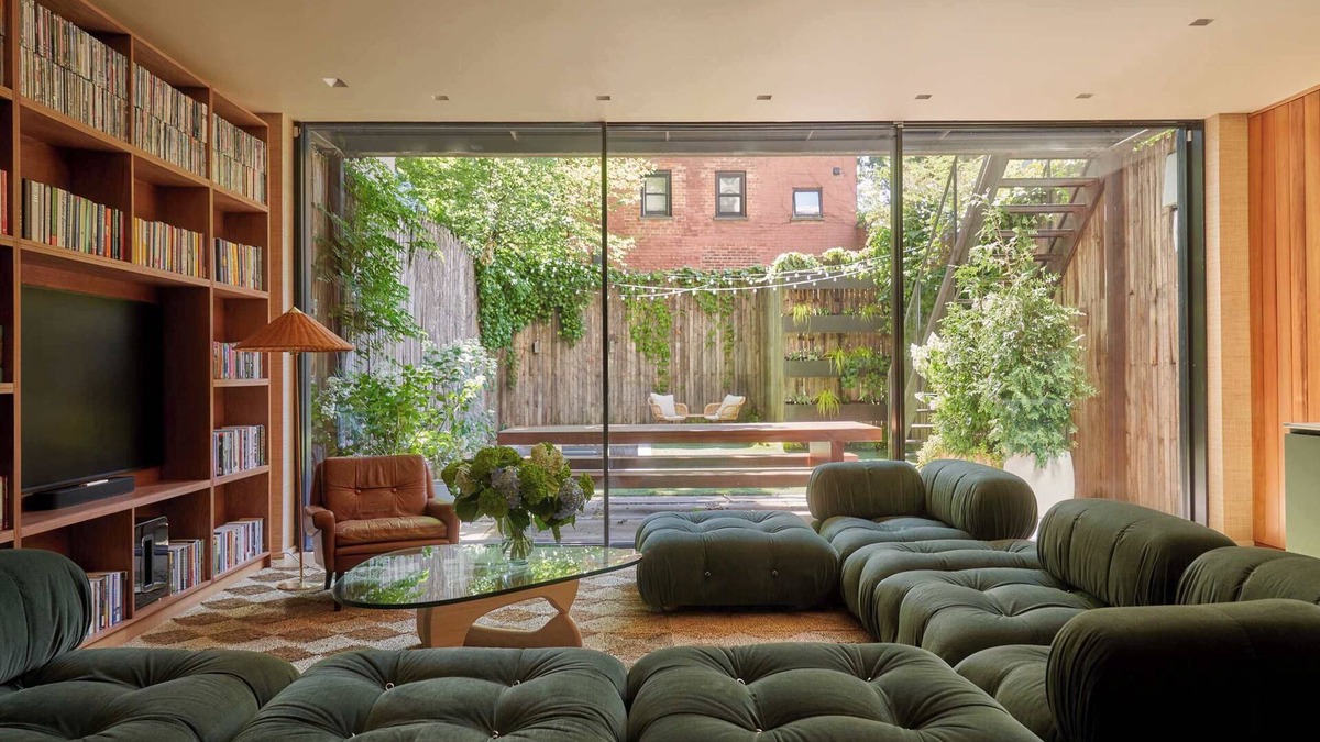 Cobble Hill House | Whitlock by Rove | 6BR TH w/Pool & Outdoor Spaces