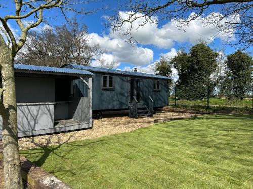 Foxley House | Whitwell and Reepham Station - Meadow View