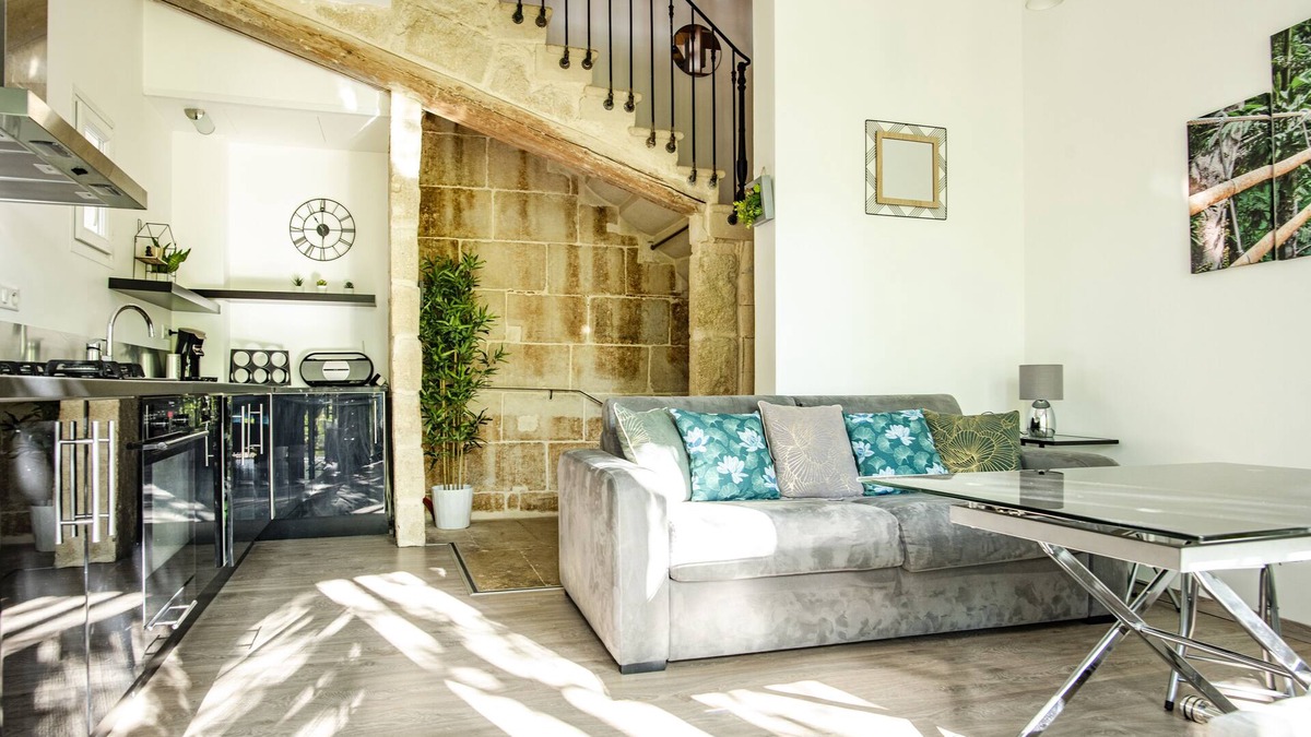 Vauvert House | Whole house 70m² with terrace, Petite Camargue