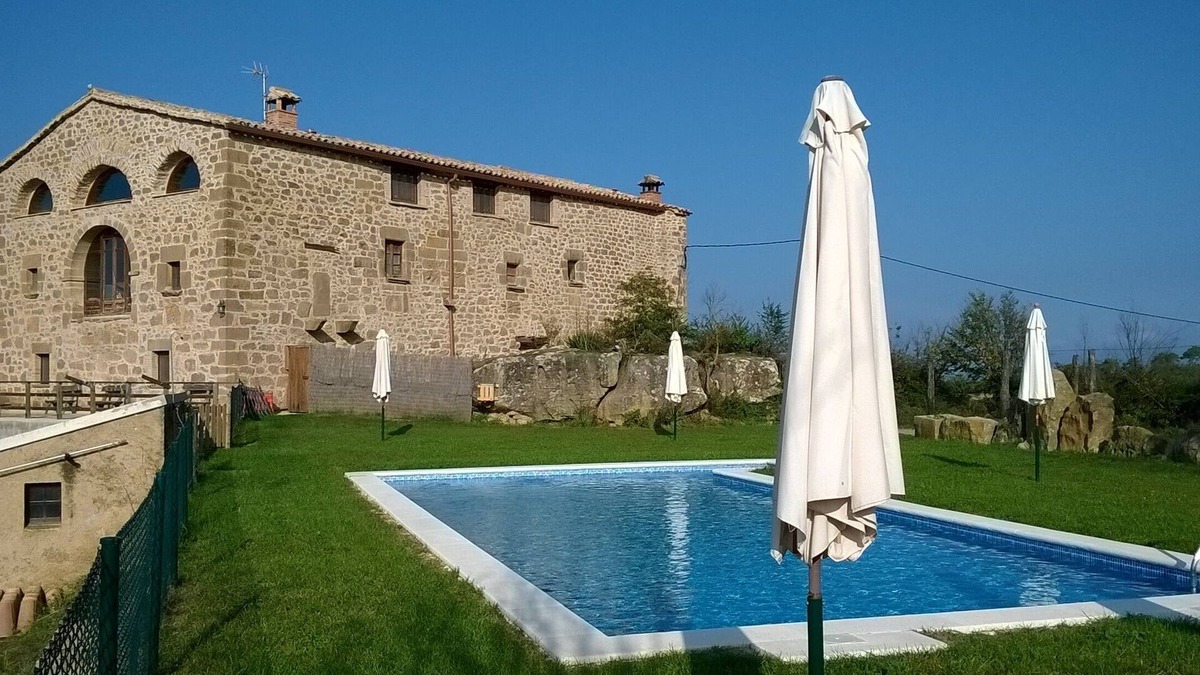 Pinell de Solsones Villa | Whole house for 12 beds (10/16)