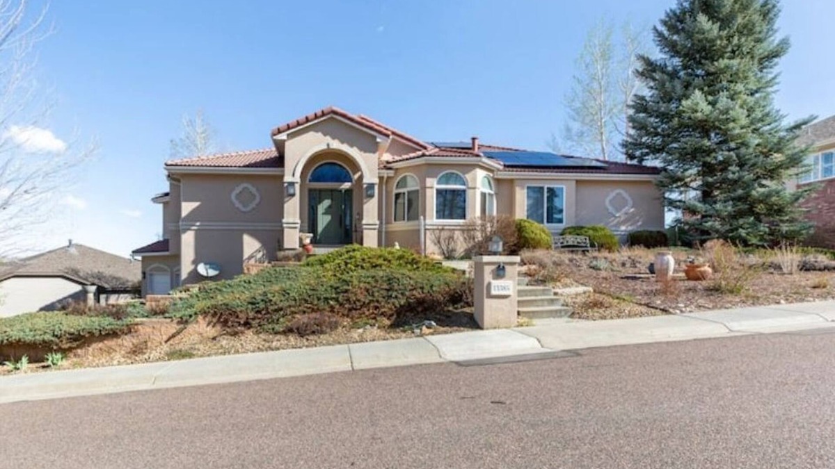 Ralston Valley Apartment | Whole Unit: 2Br, 1Bath, Fully Equipped Kitchen, Trails, Laundry, EV Charger