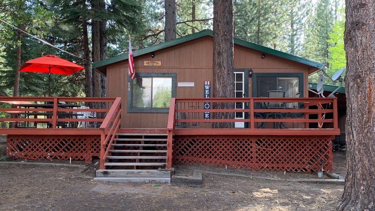 Calpine Cabin | Wi-Fi 2 bed/2 bath Peaceful Calpine Retreat!