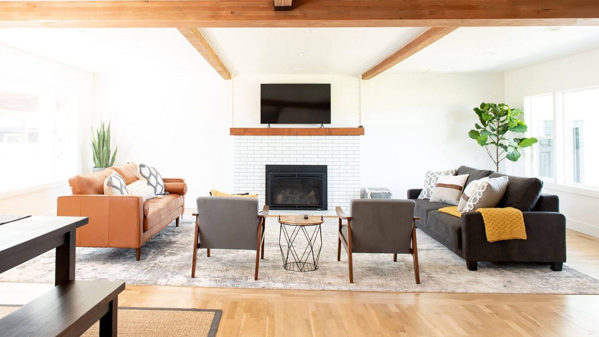 Burlington Other | Wide Open Spaces and Views! Beautiful, spacious 3bdr Farmhouse