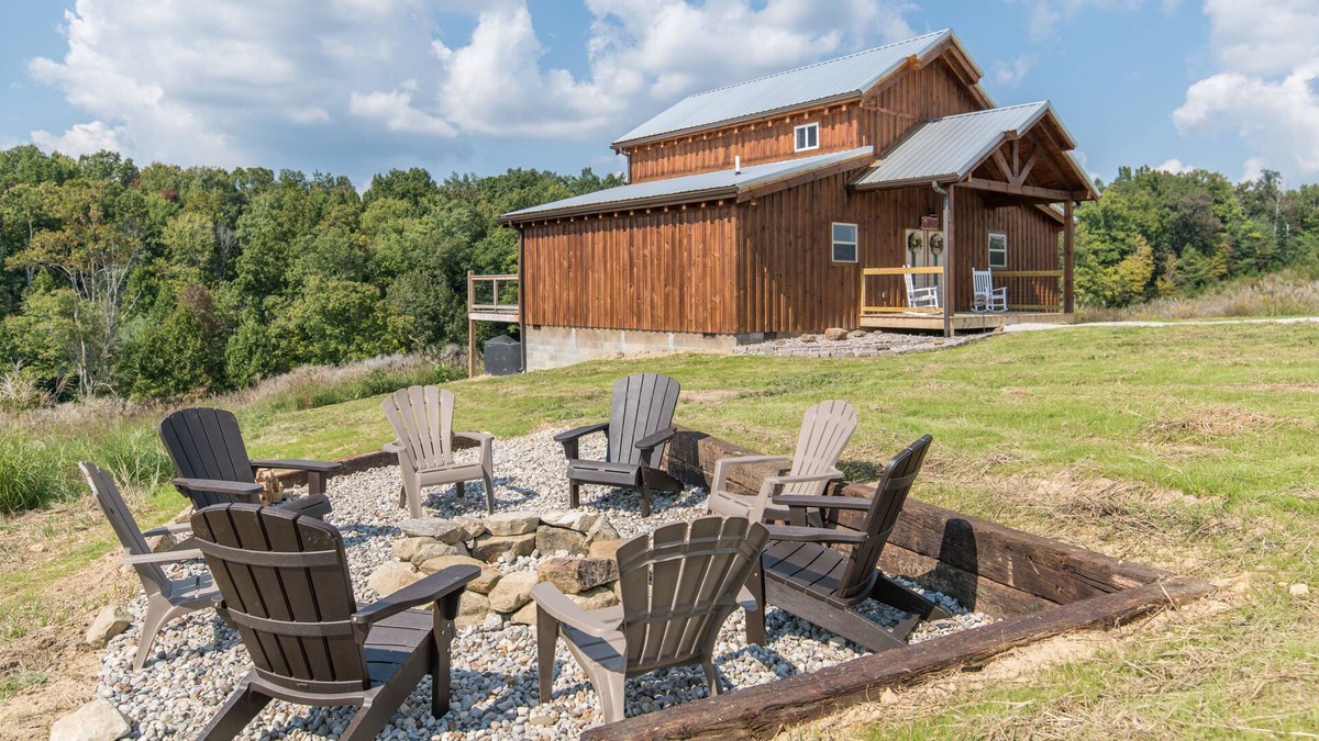 Rogers Cabin | WiFi & Adventure - Large Family-Friendly Cabin - Starlight Cabin - Red River Gorge, Kentucky!
