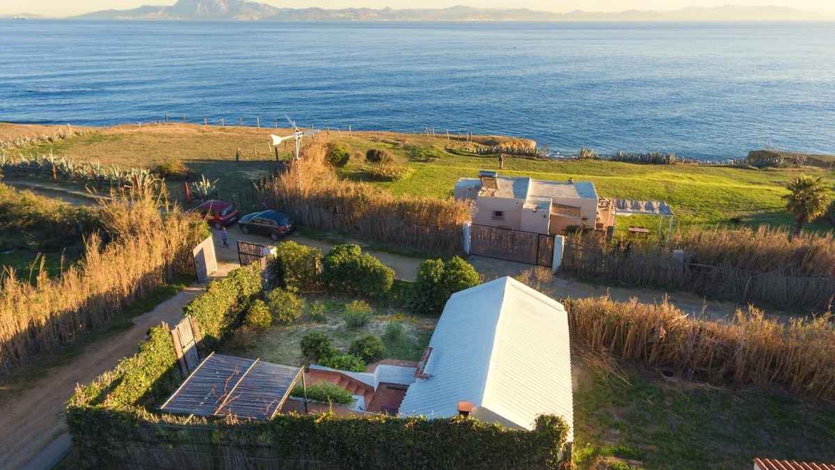 Tarifa Cottage | WIFI Sea Side Romantic Nest