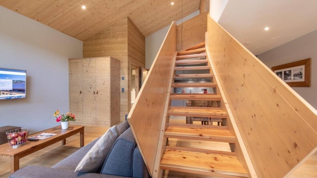 Vercorin Apartment | Wifi, ski-in/ski-out & foot of the slopes, sauna, hammam, tv, ski locker, 84m², Vercorin