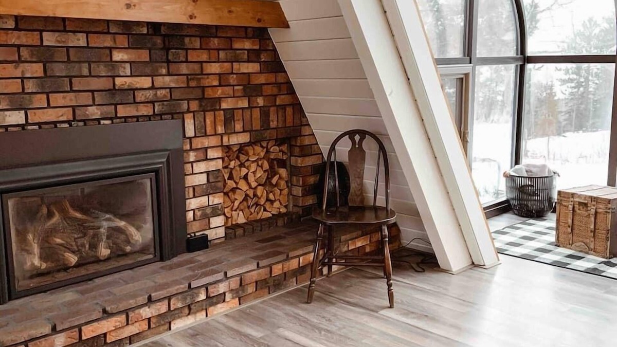 Beaver Bay Cabin | WILD PINES CABIN: A-FRAME WITH LAKE SUPERIOR VIEWS