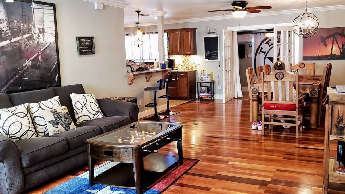 Odessa House | Wildcatter resting grounds, spacious living