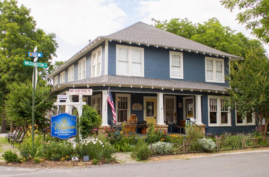 Mountain View Bed & Breakfast | Wildflower Bed and Breakfast
