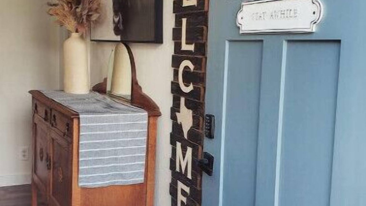 Cedar Creek House | Wildlife Haven King Bed! Free snacks, near Austin!