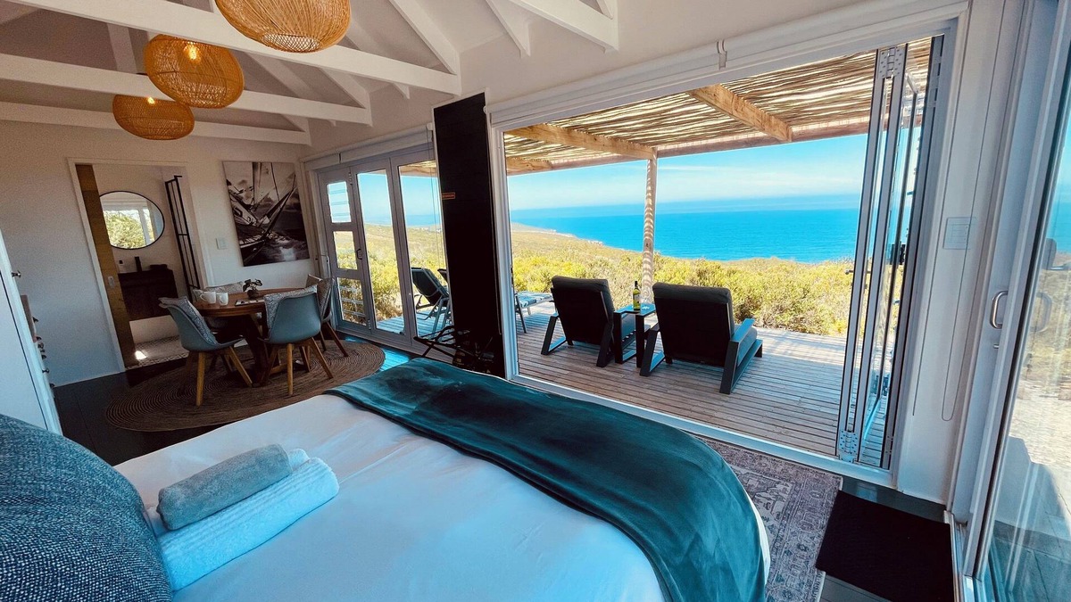 Plettenberg Bay Cabin | Wildside Cabin with Ocean View & Private Hikes