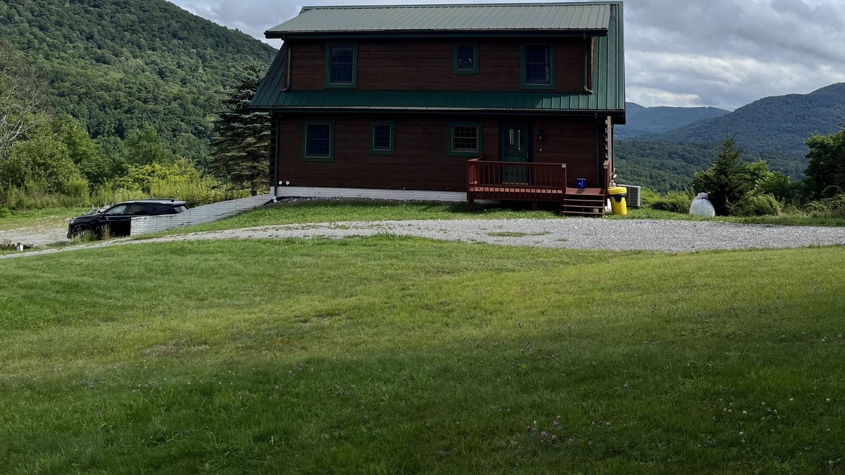 Mountain Base Cabin | Wildview- Private hot tub and mountain views