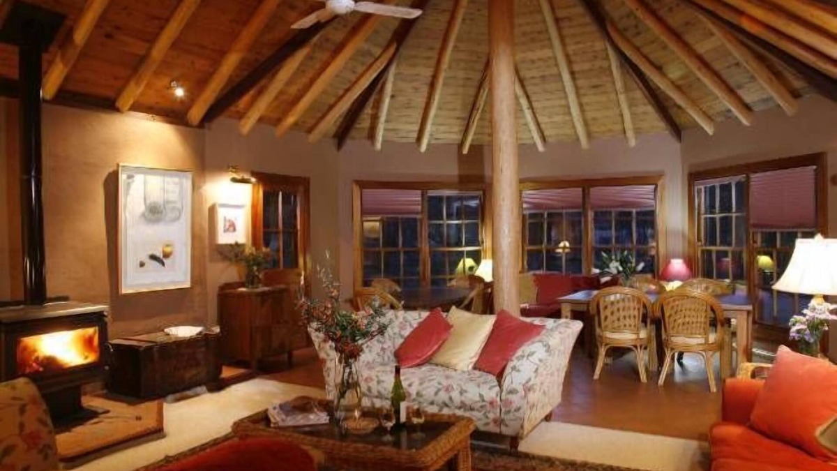 Eurunderee Cabin | Wildwood Country Guesthouse - Special rate for single travellers.