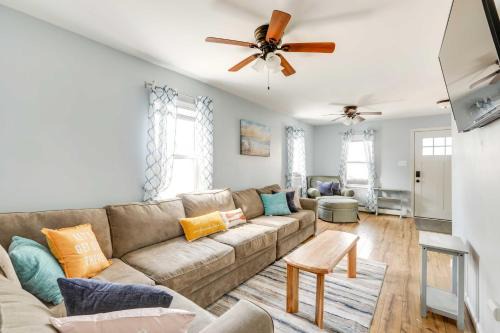 North Wildwood Apartment | Wildwood Group Retreat 2 Blocks to Boardwalk!