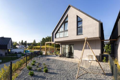 Borzestowska Huta Apartment | Willa 27 Lakeside Retreat Łączyno by BookingHost