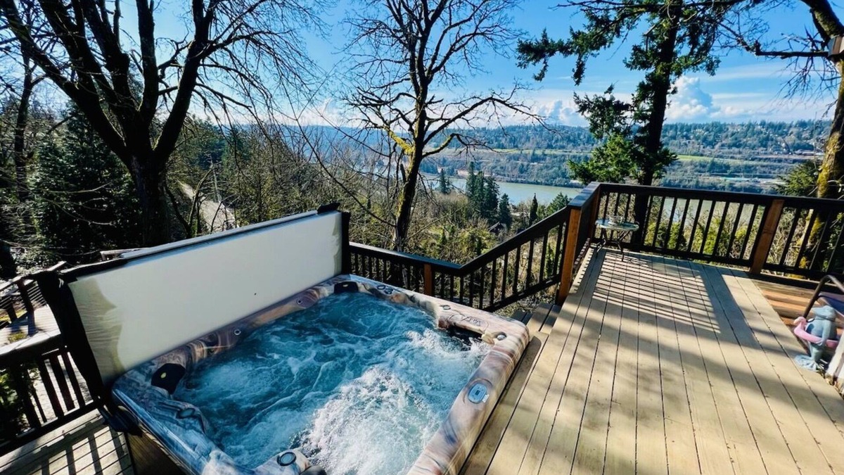 Marylhurst House | Willamette River Overlook