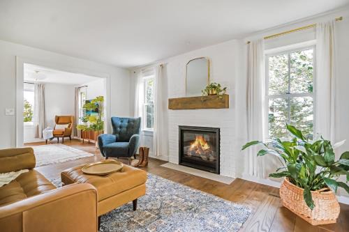 Bayfield Villa | Willard House