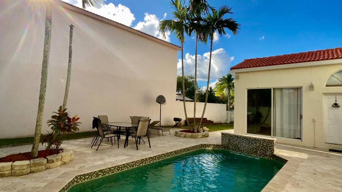 Towngate House | William and Marly's Place!