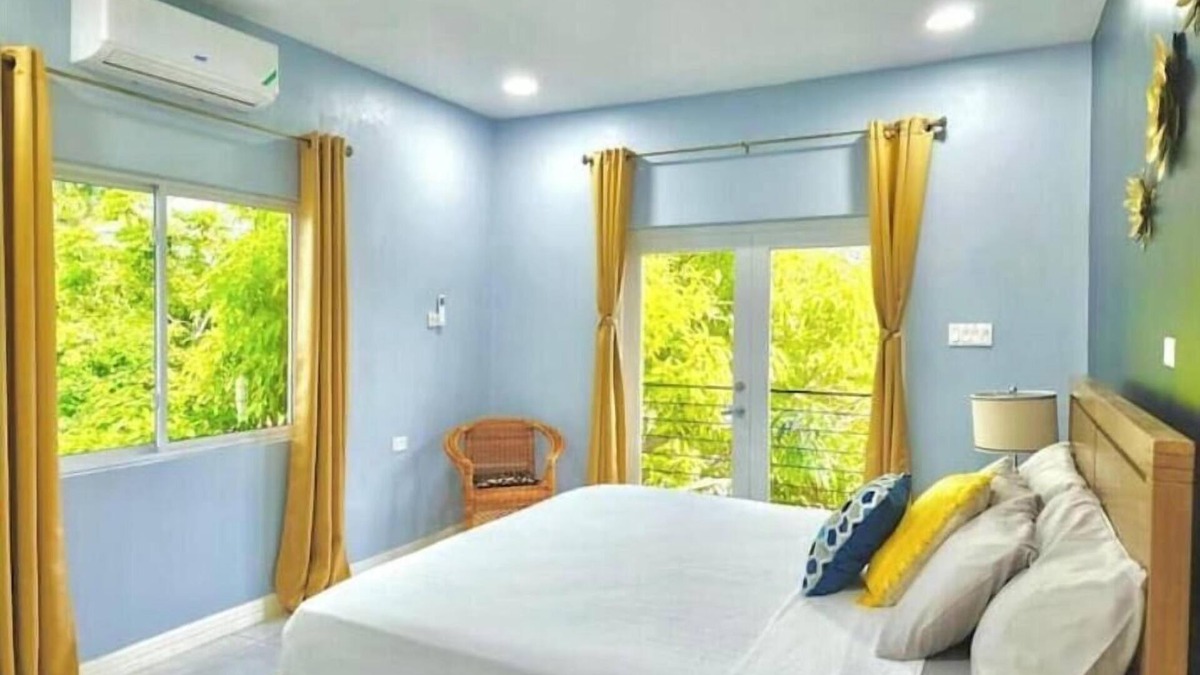 Negril Villa | Williams Manor [Across From Ricks Cafe Negril]