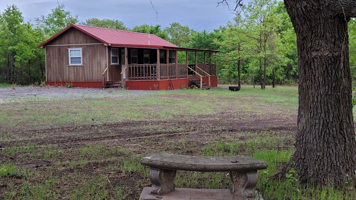 Garvin County Cabin | Willow Creek Cabin