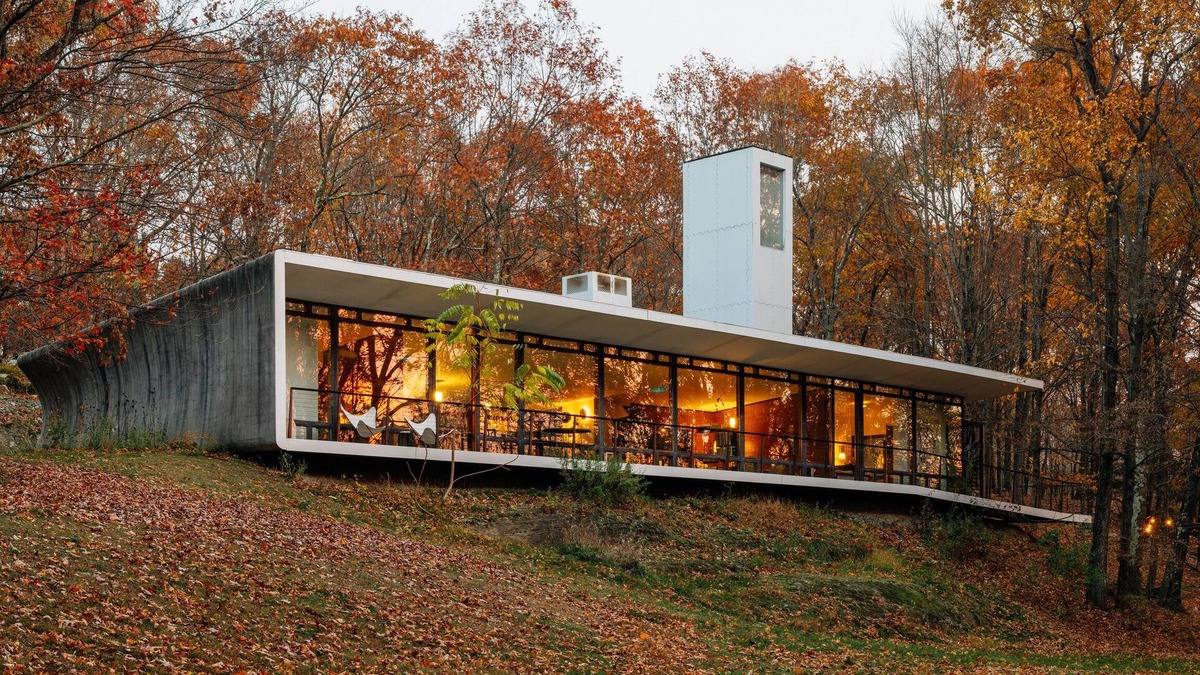 Red Hook House | Willow Glen House - Architectural Gem in the Hudson Valley with European Vibes