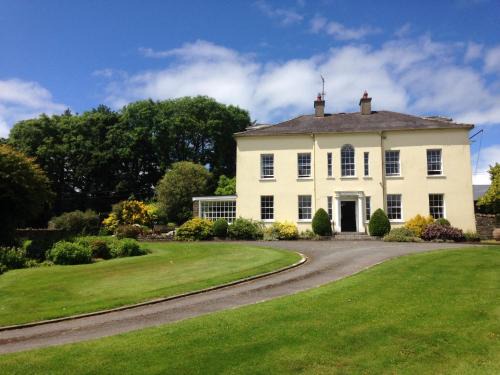 Minane Bridge Bed & Breakfast | Willowhill House Bed and Breakfast P43 YK06