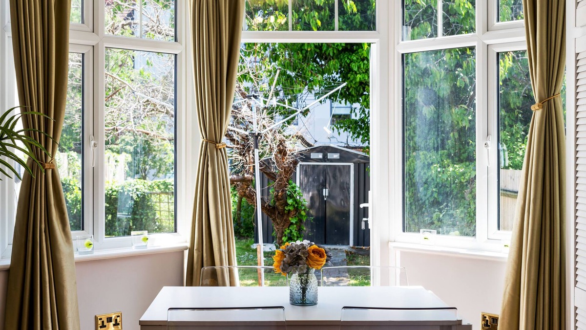 Hillside Apartment | Wimbledon Holiday Lets
