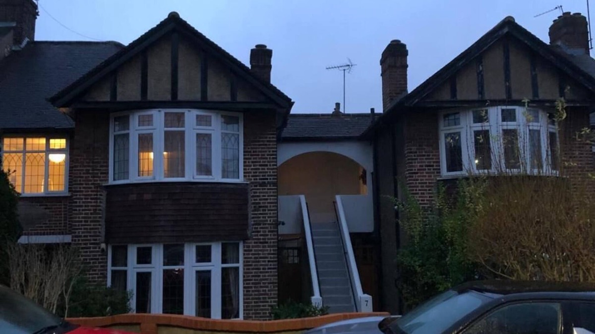 Wimbledon Park Apartment | Wimbledon Tennis flat between town and the Village
