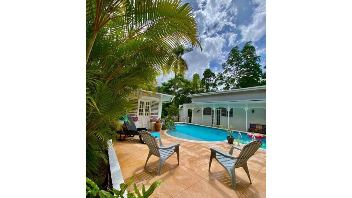 Kingston Villa | Wind Down Villa 4bdr 3bth w/ Private Pool & River