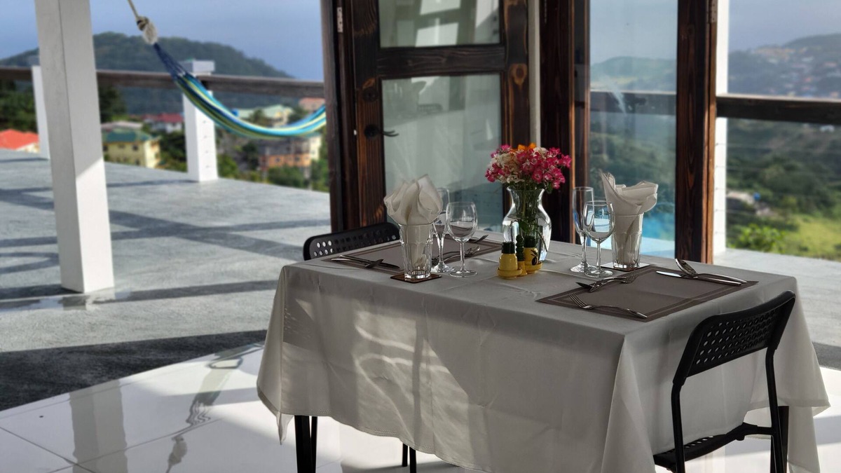 Colonarie Villa | WindBlow Manor