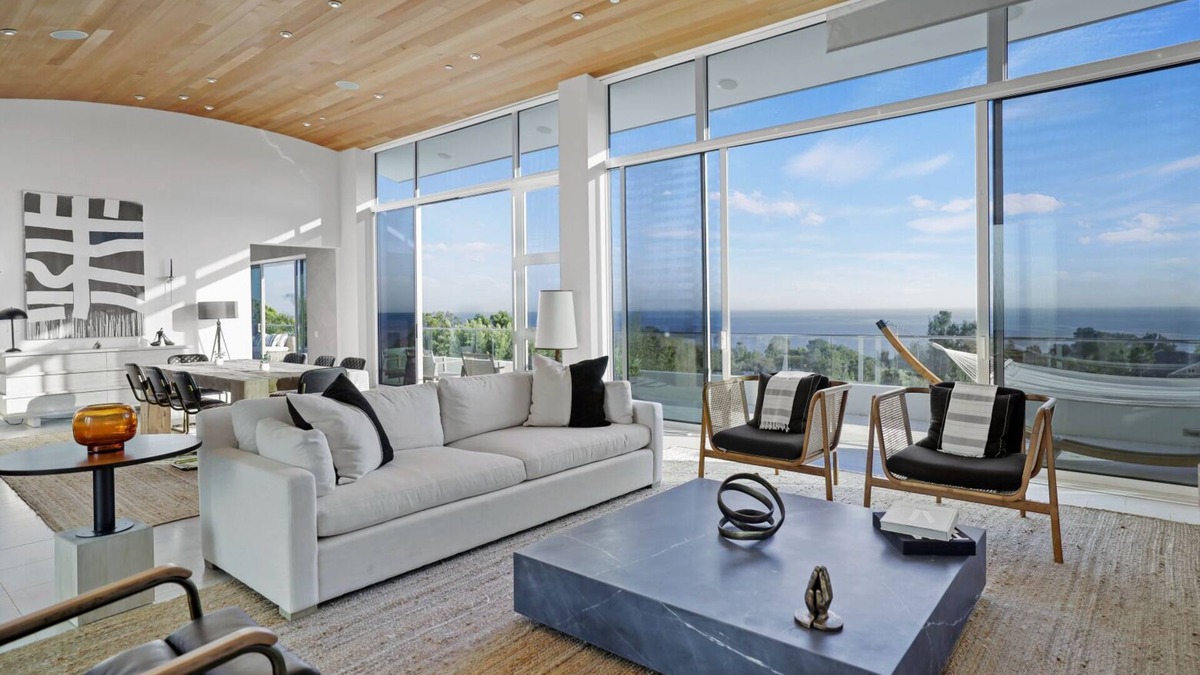 Central Malibu Villa | Winding Way - Modern Malibu Masterpiece With Unobstructed Ocean Views