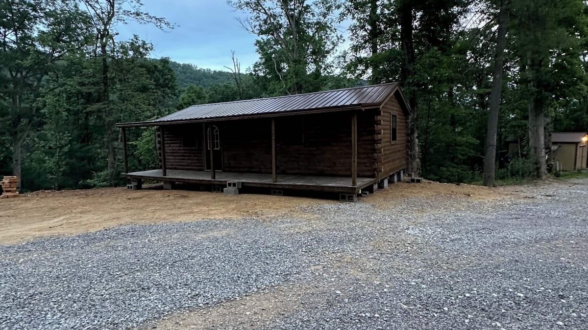 Ashley Oaks Cabin | Windrock Ridge - Hana Sleep 5