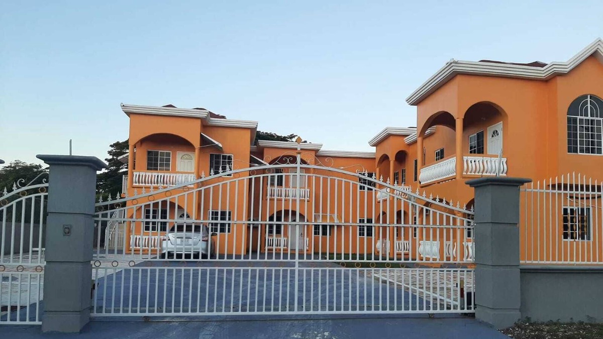 Savanna la Mar Apartment | Windsor Luxury Palace