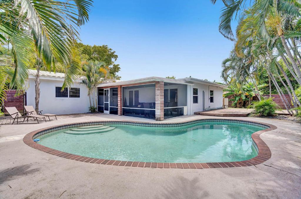 Bel Air House | Windward By The Sea Villa