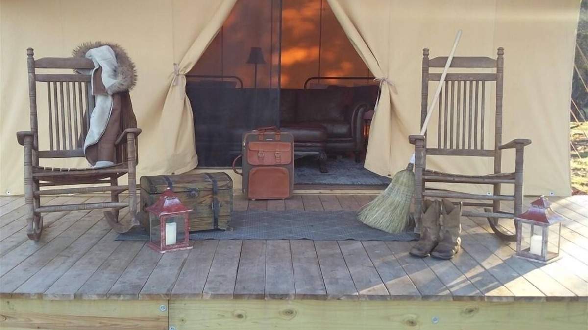 Hye House | Wine and Whiskey in the Wild *Glamping an Adventure and Luxury