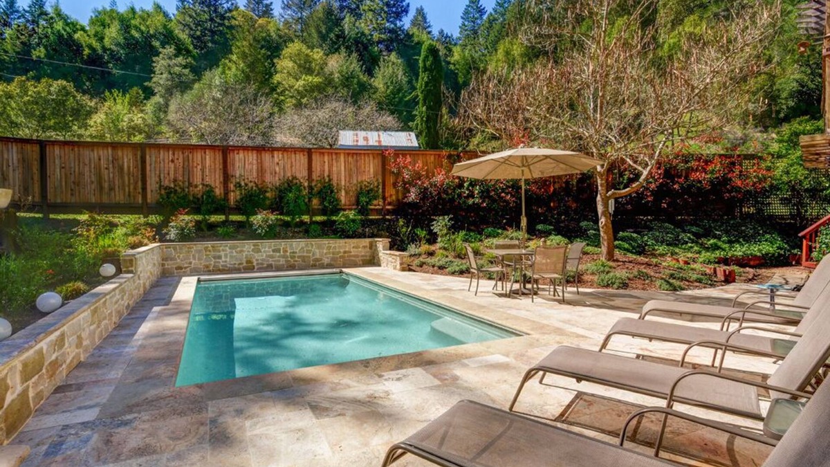 Forestville House | Wine Country Hideaway: 4BR, 2200Sf Home With Swimming Pool and Pickleball area