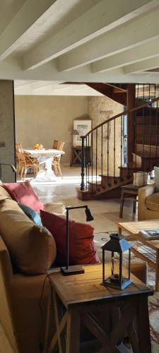 Maumusson-Laguian House | Wine Estate Loft Among Vineyards In Gers