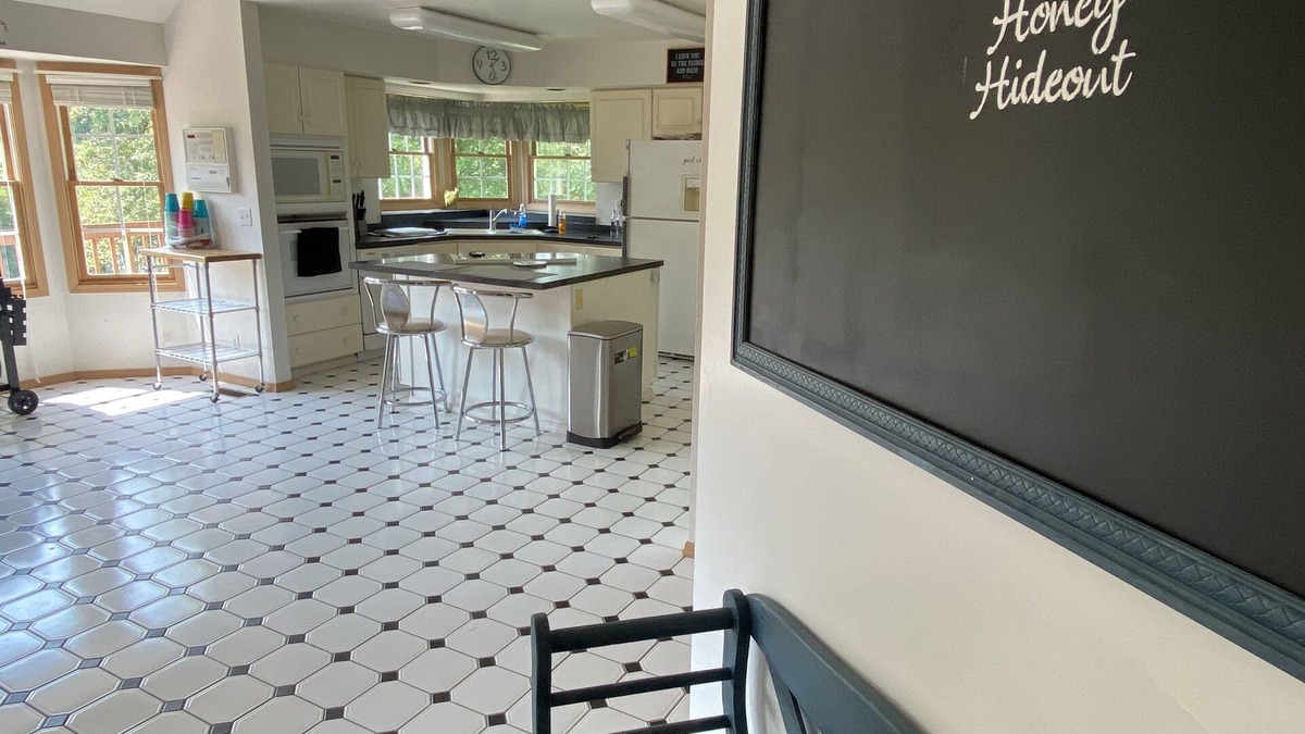 Cobden House | Winery on Property and located directly on the wine trail