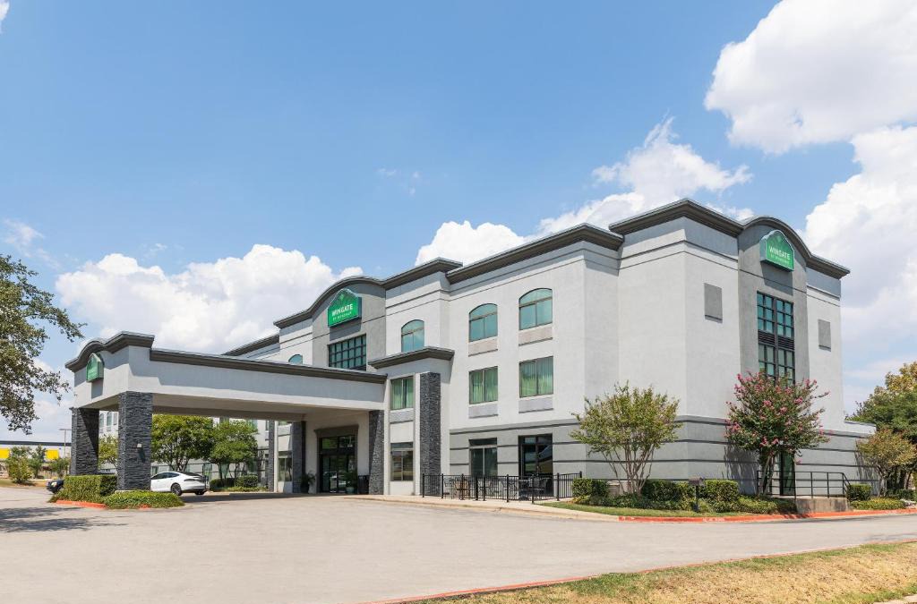 Round Rock Hotel | Wingate by Wyndham and Williamson Conference Center